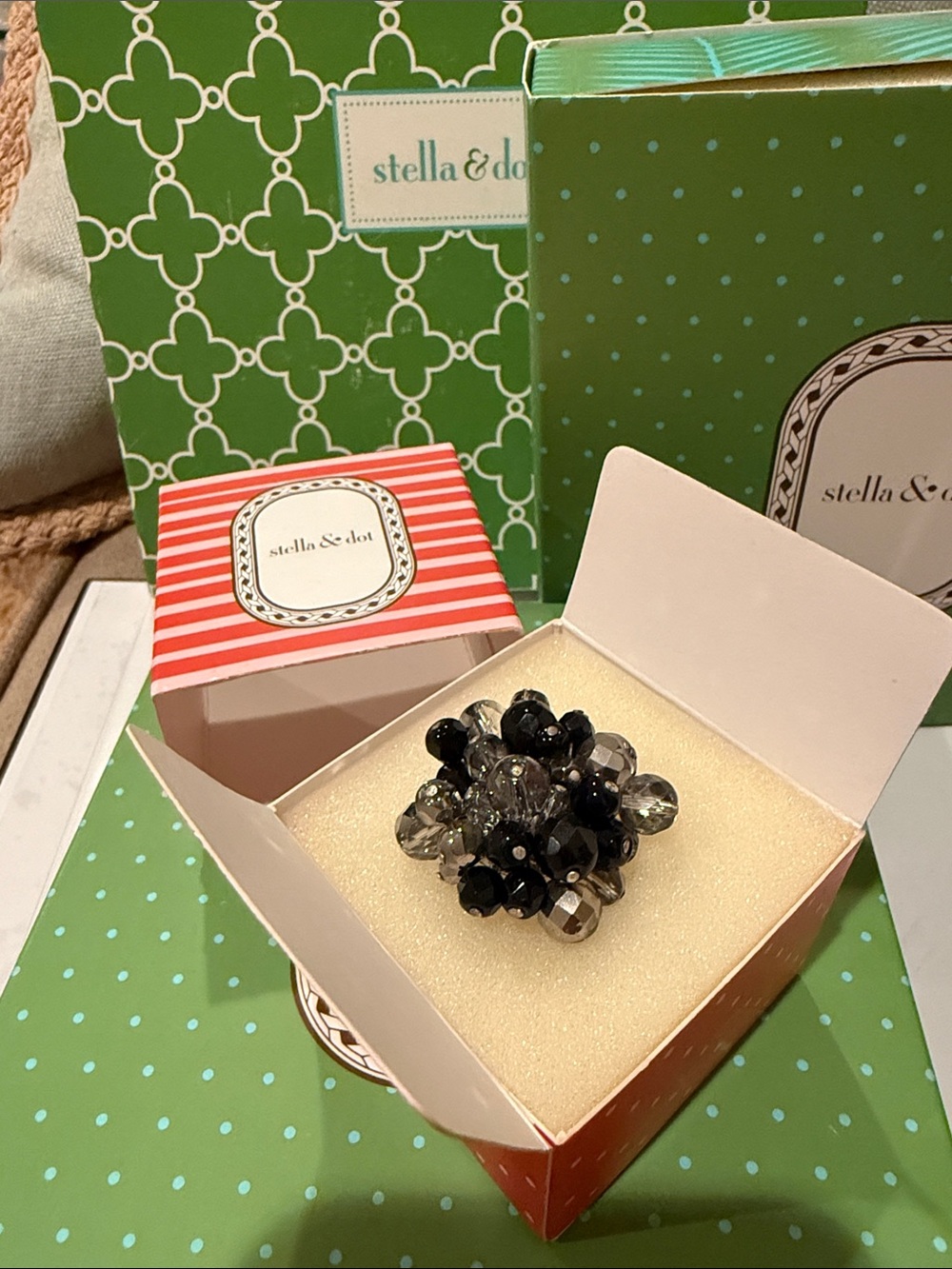 Stella & Dot Black and Smoke Cluster Beaded Ring